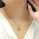 thumbnail image 4 of JeenMata Collar de Tarot - El Mago - Joyas con Colgante de Tarot Personalizadas para Unisex en Baño de Oro Amarillo, 4 of 6