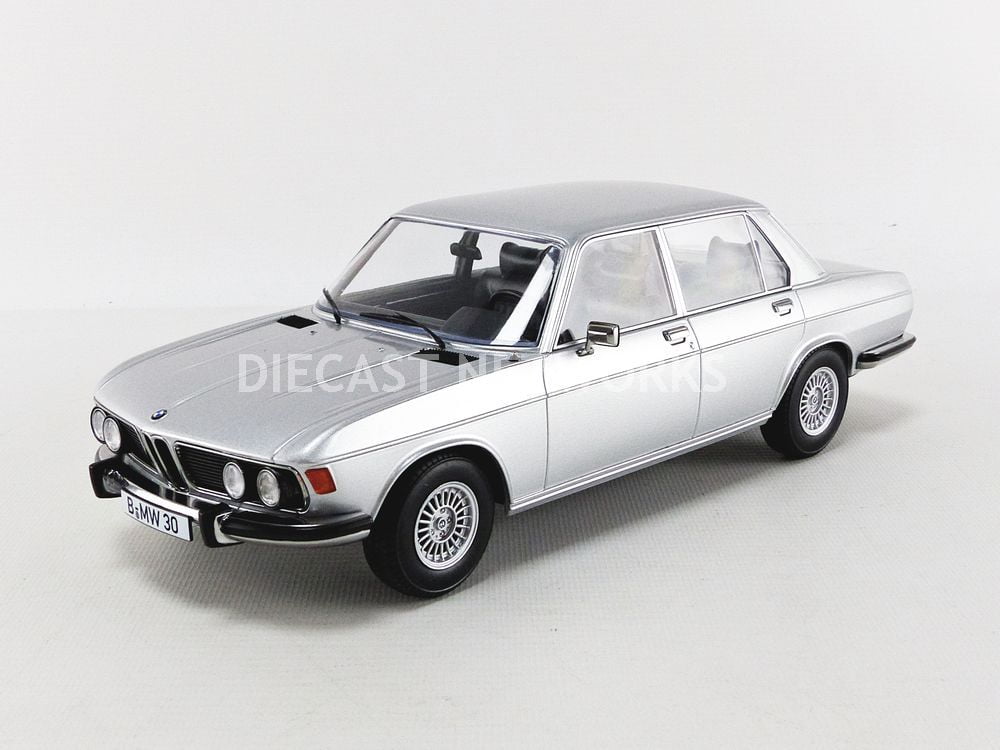 bmw scale models