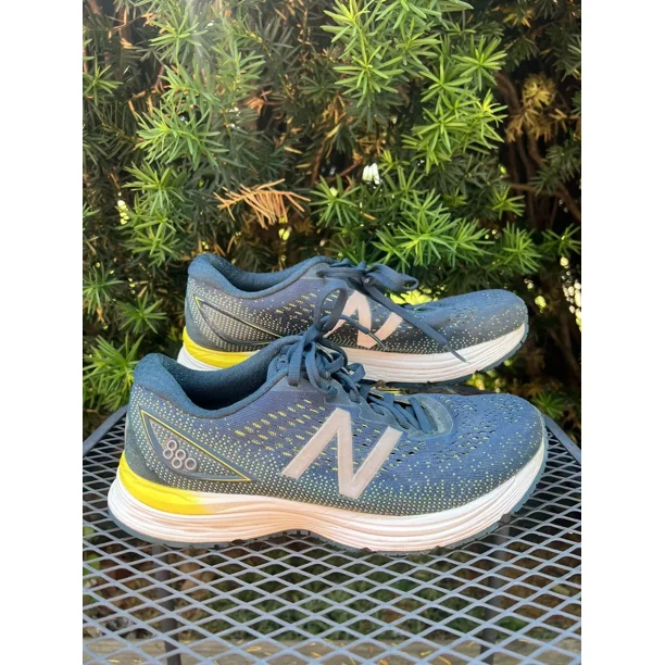 New Balance 880v9 Blue Gray Mens Size 8 Running Shoes Sneakers.