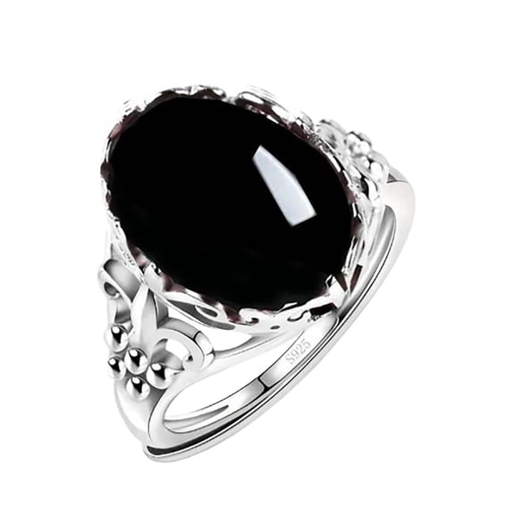 Elegant Vintage Black Gemstone Ring with Intricate Silver Detailing, Adjustable Size for Women for Special Occasions
