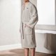 thumbnail image 5 of Albornoz Lacoste Classic Piqu&#2013265929 100 % algod&#2013265923n para hombre y mujer, talla &#2013266170nica, gris con microchip, 5 of 8