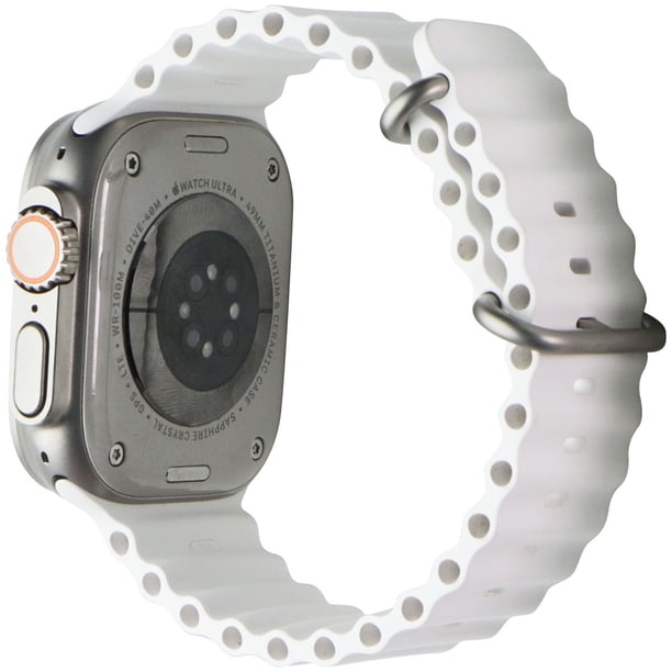 Apple Watch Ultra - 49mm GPS + Cellular, Rugged Titanium