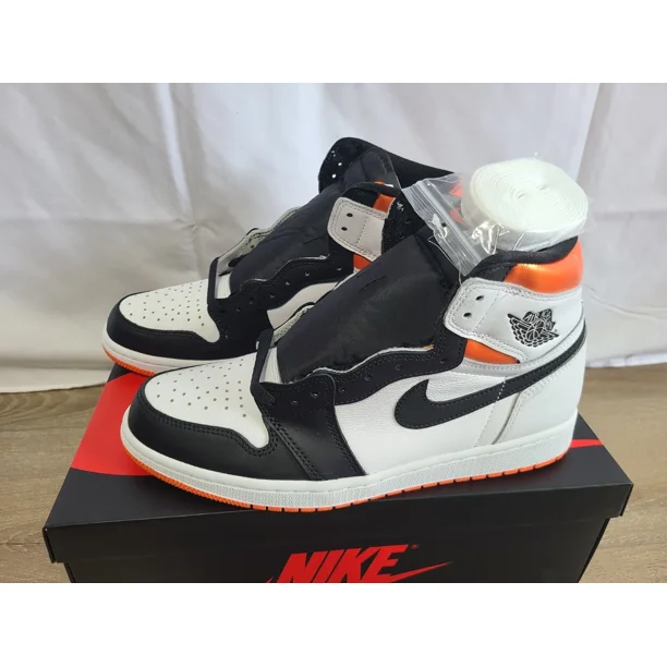 Size 10 - Jo r-dan 1 Retro High Electro Orange, NEW In Box 555088 180
