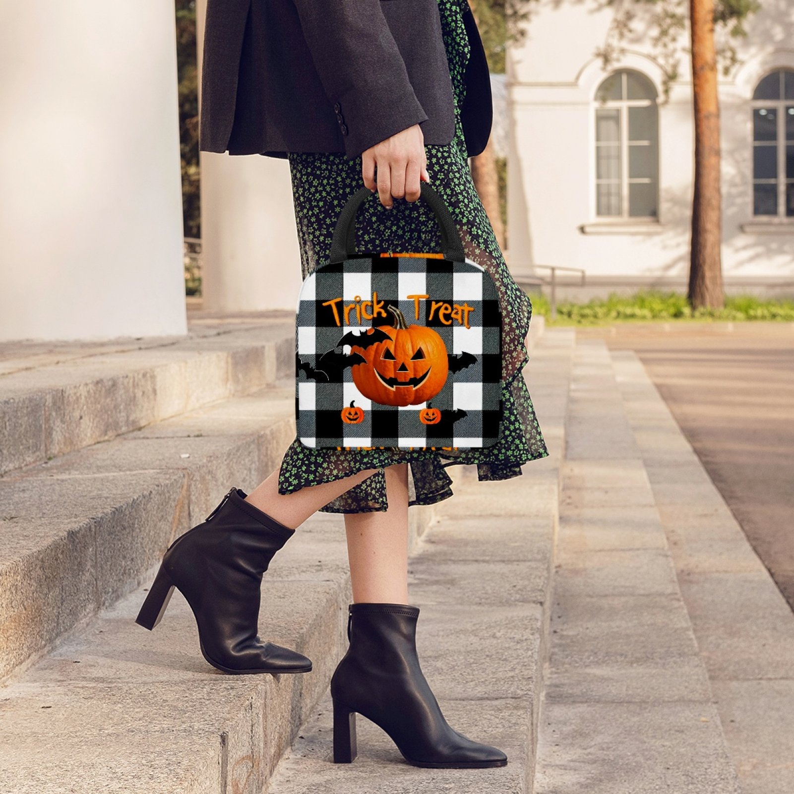 ERJLKXP Black and White Checkered Pumpkin Halloween Insulated Lunch Bags for Women and Men,Adult Reusable Lunch Tote Bag for Work,cooler bag