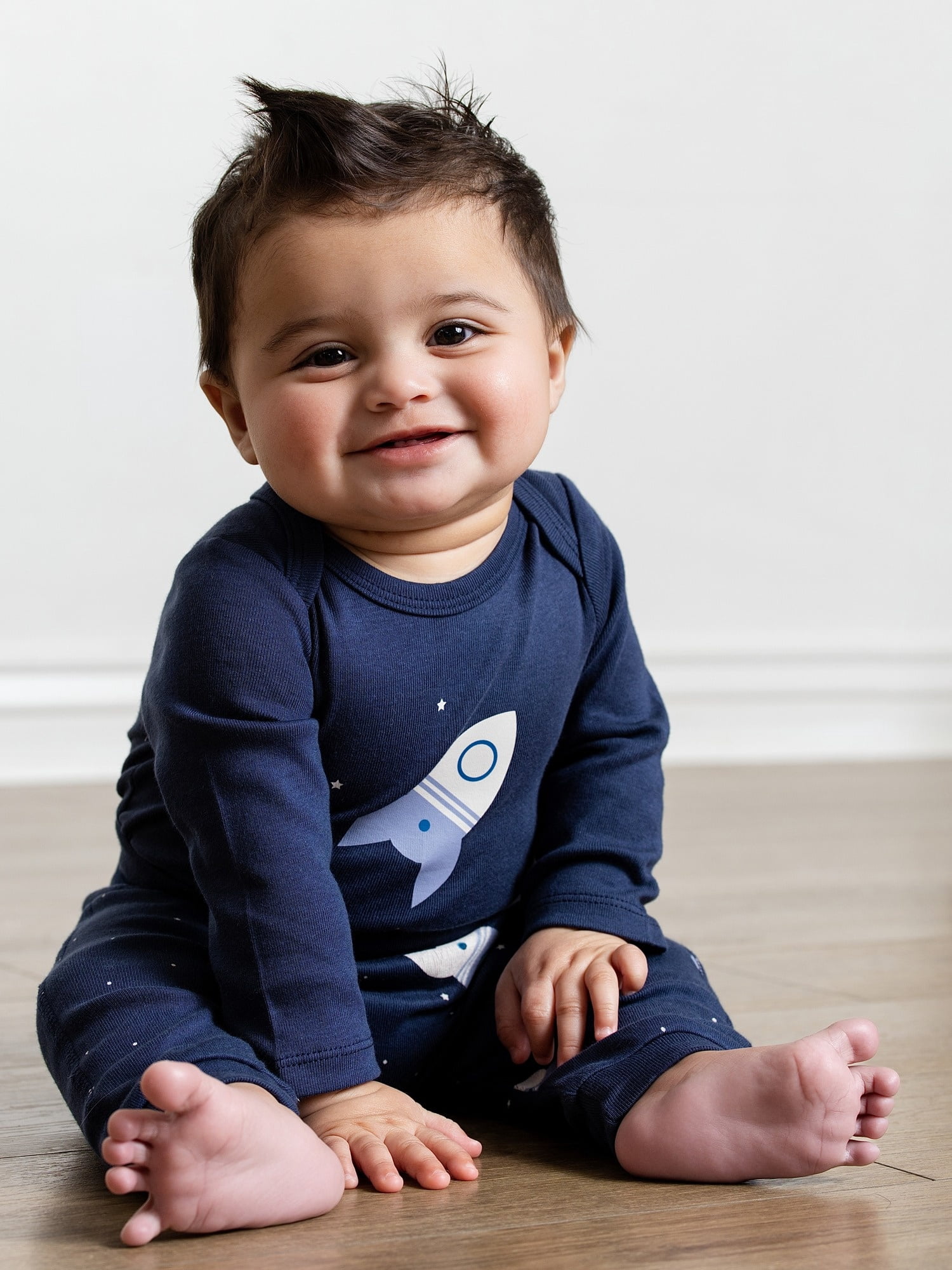 Monica + Andy Organic Cotton Gender Neutral First Moves Bodysuit + Groove Pant Set, Sizes Newborn -24 Months