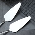 thumbnail image 4 of 2 rejillas para pizza de acero inoxidable plateadas, rejillas para pizza, cortadores de galletas, pizza cortadores, 4 of 5