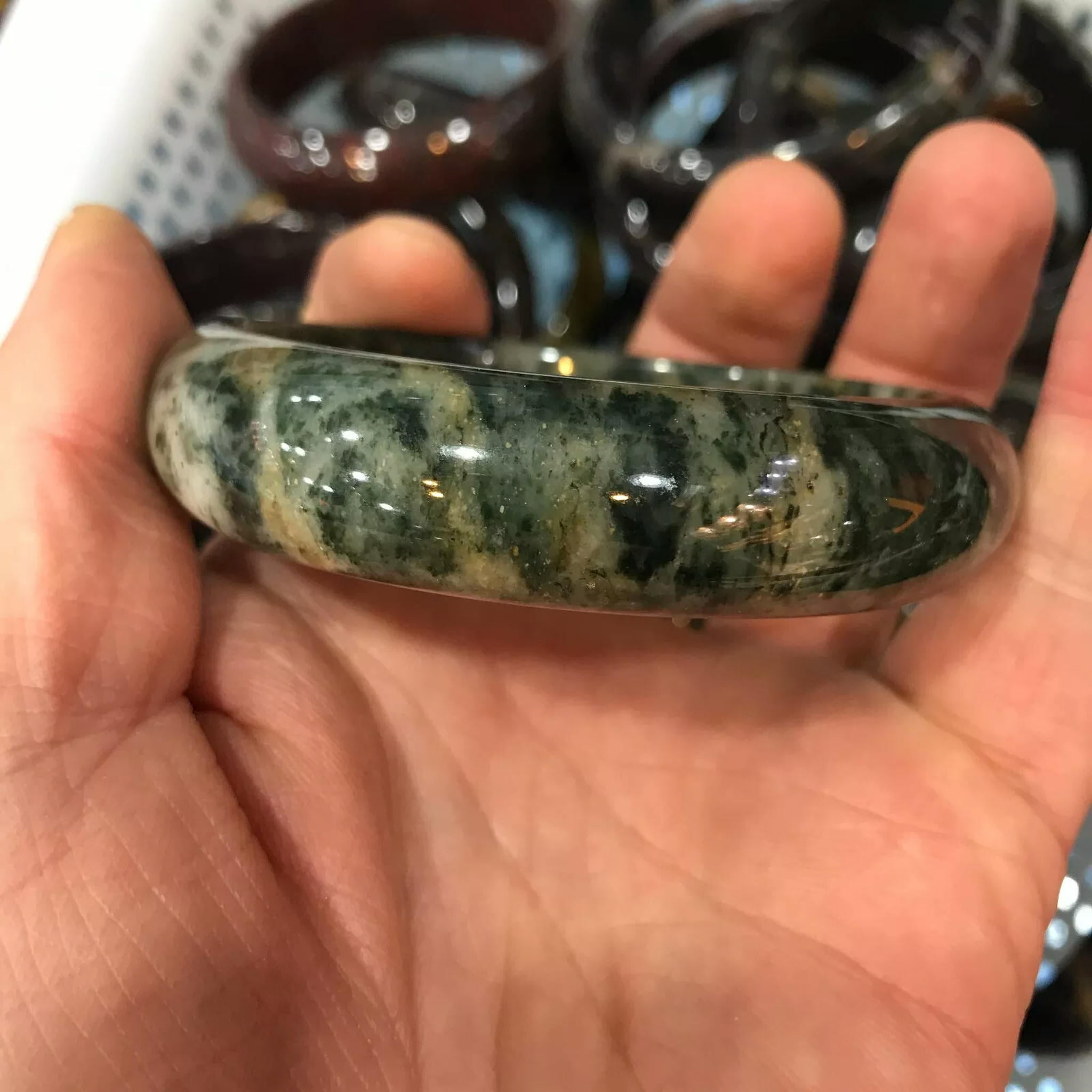 HOOUN 62 mm Grade A Natural Jade Bangle for Women Girls Jadeite Jewelry Bracelets