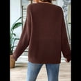 thumbnail image 4 of Suéter de Punto Ligero de Larga para Mujer, con Cuello en V y Costuras en Contraste. Café L, 4 of 9