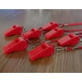 thumbnail image 3 of Pack de 20 Silbatos Plásticos de Alta Potencia con Cordón, para Árbitros, Entrenadores, Emergencias y Deportes (Fútbol, Baloncesto), 3 of 6