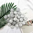 thumbnail image 3 of 24 piezas Bolas de Navidad brillantes Adorno de árbol plateado elegante y sencillo, 3 of 5