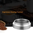 thumbnail image 2 of Anillo dosificador magnético para molinillo de café, anti-derrames en acero inoxidable, tamaño 51mm en tono rosa dorado., 2 of 6