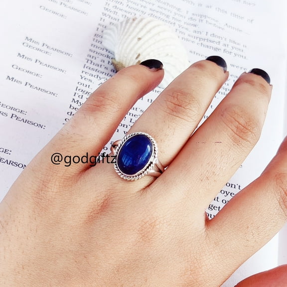 Oval Cut Blue Sapphire Gemstone Ring for Women Handmade 925 Sterling Silver Band Ring September Birthstone Ring Silver Jewelry Gift for Her