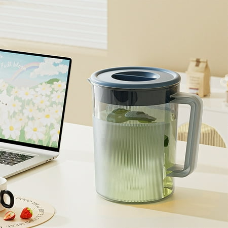 

Large Capacity Beverage Kettle with Lid Cold Water Jug for Milk Tea and Juice Storage Random Color Plastic Pitcher for Kitchen and Fridge Use