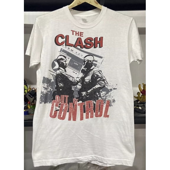 1984s THE CLASH Out of Control Punk T-shirt Cotton S-234XL AR420