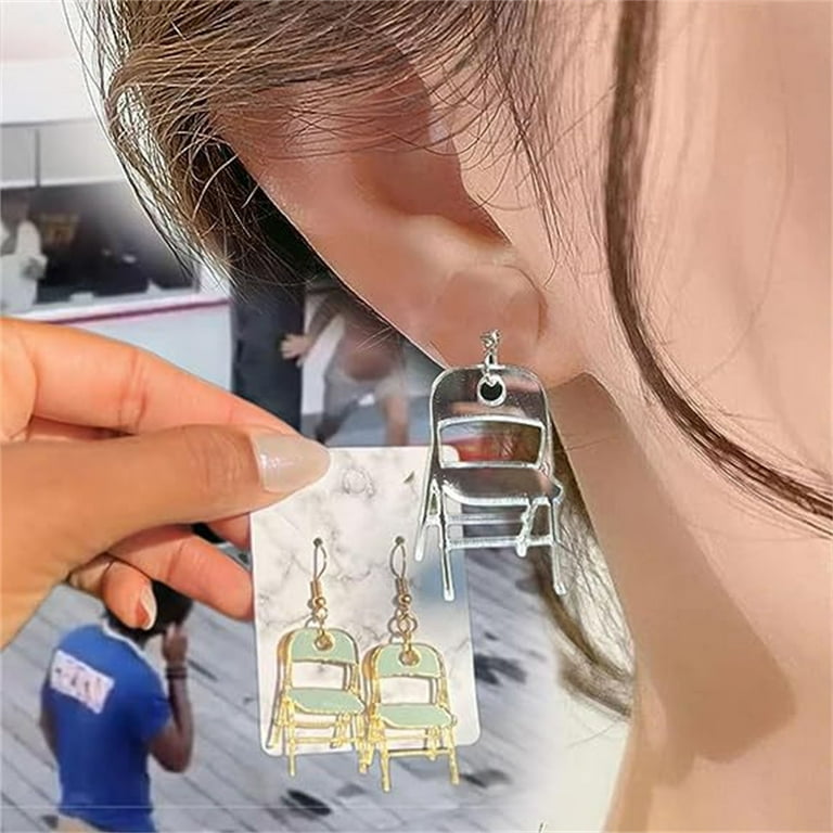 Trendy dangle earrings store