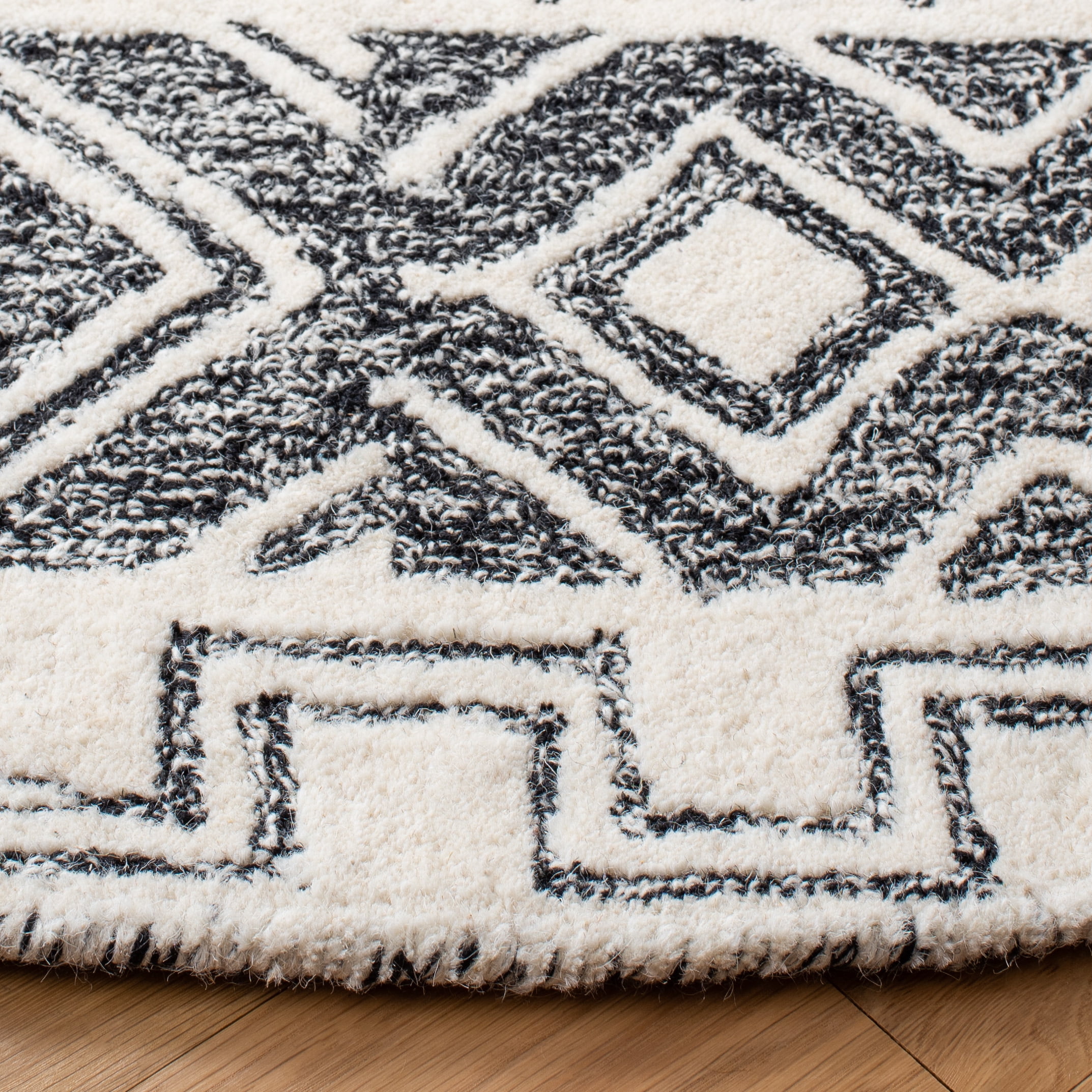 SAFAVIEH Abstract Jacinda Geometric Wool Area Rug, Ivory/Black, 6' x 6' Round