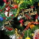 thumbnail image 3 of Toystoory Colgante navideño de pollo con gorro navideño, bufanda, adorno colgante para árbol de Navidad, decoración para fiesta navideña Kits de decoración para fiestas No.1 Toystoory HA040077-01, 3 of 6