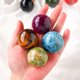 thumbnail image 2 of Bola de cristal blanco de 4 cm, bola de cristal amarillo, piedra original pulida, matriz de siete estrellas, adornos de bola de Feng Shui para el hogar y la oficina, 2 of 4