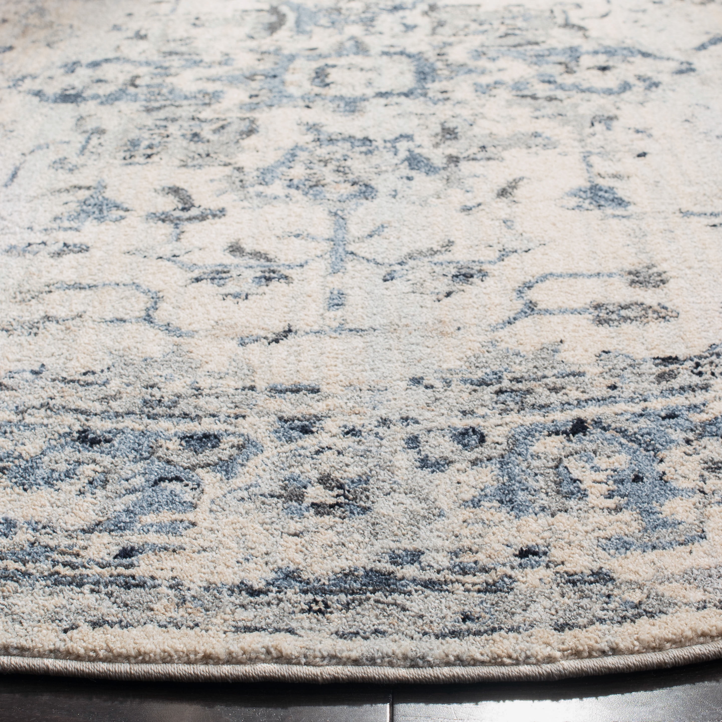 SAFAVIEH Charleston Zharko Floral Area Rug, Ivory/Navy, 12' x 12' Round