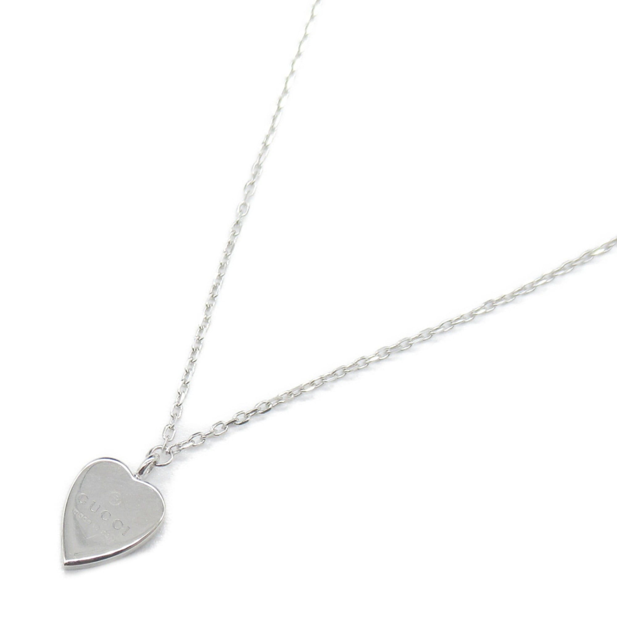 Gucci Heart necklace with Interlocking G in 925 sterling silver | GUCCI® SG