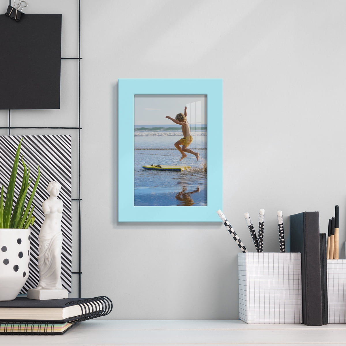 Modern Real Wood 4x6 inch Picture Frame in Blue