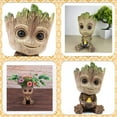 thumbnail image 2 of Macetero decorativo con orificio de drenaje en forma de Baby Groot de la película Guardianes de la Galaxia, 2 of 5
