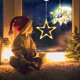 thumbnail image 2 of Luces navideñas con forma de estrella LED, guirnalda de luces para ventanas, funciona con pilas y con ventosas, color blanco cálido, 2 of 6