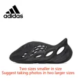 thumbnail image 2 of Adidas Yeezy Foam Runner Zapatillas de cueva informales para hombre y mujer Sandalias ligeras y transpirables Antideslizantes y resistentes al desgaste negras, 2 of 5