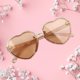 thumbnail image 5 of Gafas de sol para niños con forma de corazón para fiesta de regalo para champán, 5 of 9