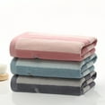thumbnail image 1 of Toallas de baño grandes de 35x15 pulgadas - Toalla de secado rápido suave, gruesa y absorbente para piscina, playa, gimnasio y ducha - Patrón de rayas, gris/rojo/verde, 1 of 6