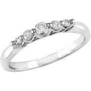 1/4 Carat T.W. Diamond Anniversary Ring in 10kt White Gold