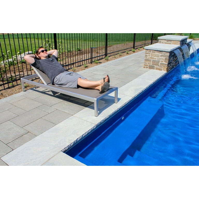 Vivere aluminum urban online sun lounger