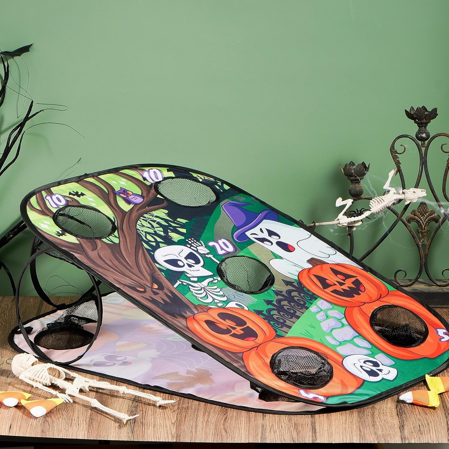 Joyfy Halloween Toss Game Board with Bean Bag for Kids Outdoor Toys, Halloween Party Favor, Beach Yard Outdoor Activities, Family Party Supplies，Camping Outside Play Toy