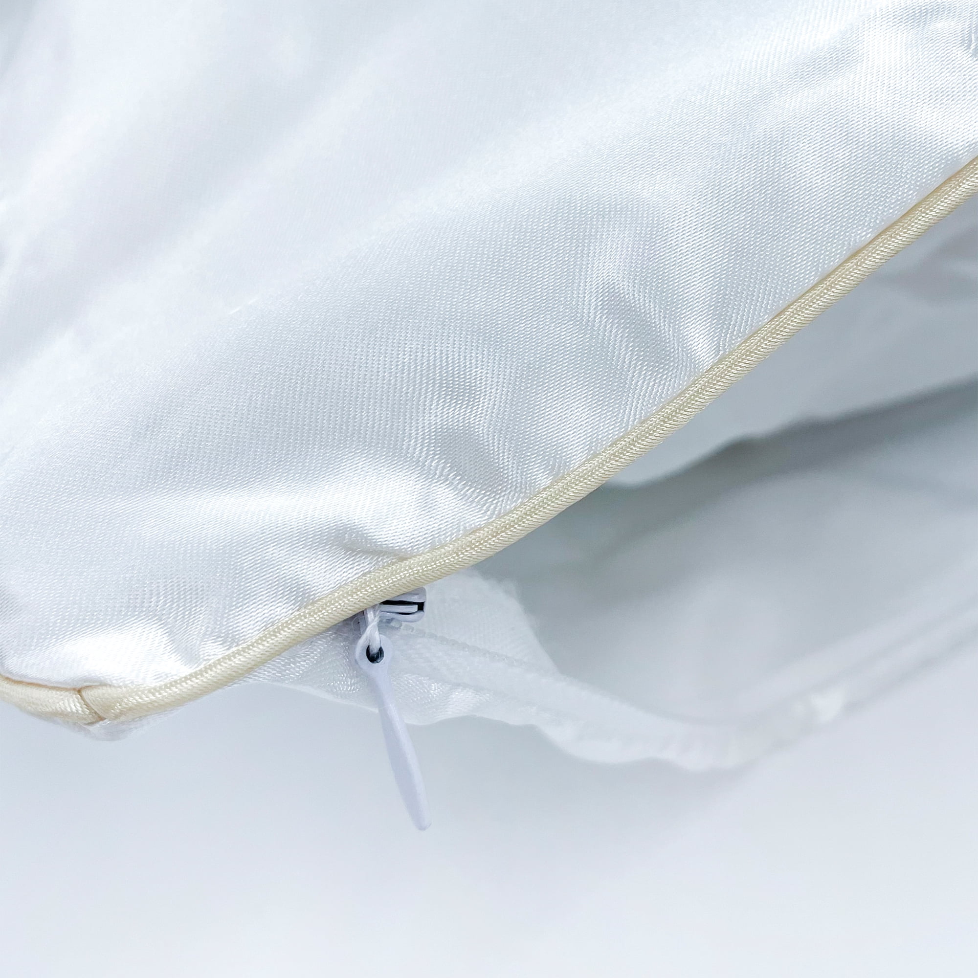 ProtectEase Satinspa Zippered Pillow Protector Standard/Queen