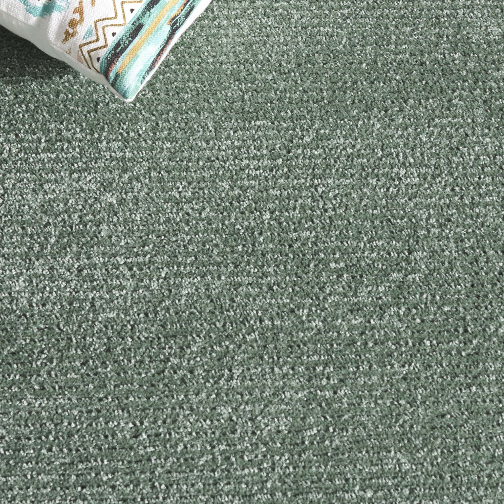 SAFAVIEH Cabana Rado Bordered Indoor/Outdoor Runner Rug, Green/Ivory, 2'2" x 8'