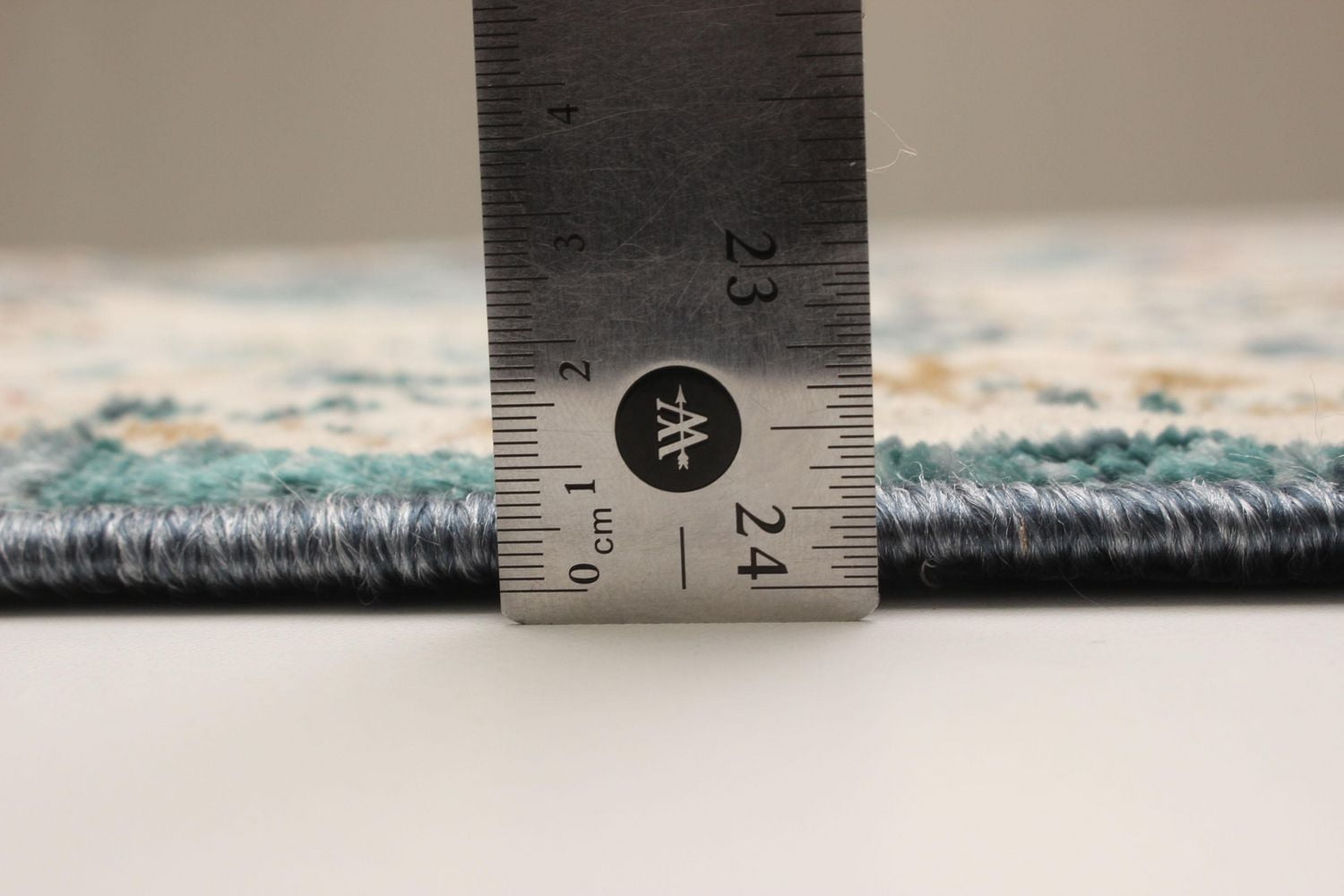 ECARPET Legacy Traditional Area Rug for living room, bedroom, dining room, entrance, hallway and more.