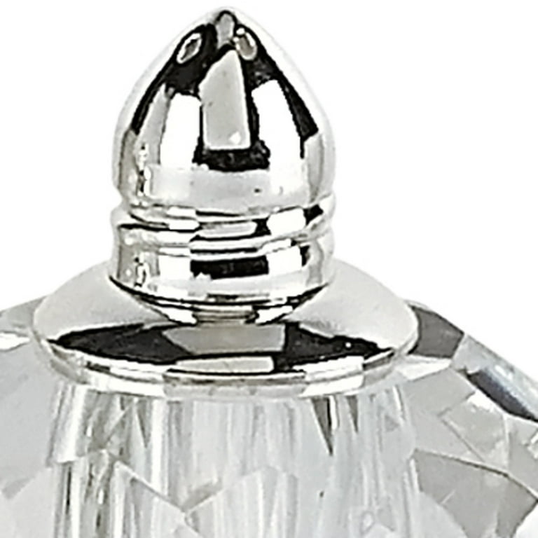 Handcrafted Optical Crystal And Silver Rounded Salt And Pepper Shakers Handcrafted Optical Crystal And Silver Rounded Salt And Pepper Shakers