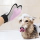 thumbnail image 4 of Artículos de limpieza para mascotas Guantes para quitar el pelo Guantes para acariciar Guantes para bañar y masajear mascotas Guantes para bañar perros Guantes de malla para quitar el pelo, 4 of 6