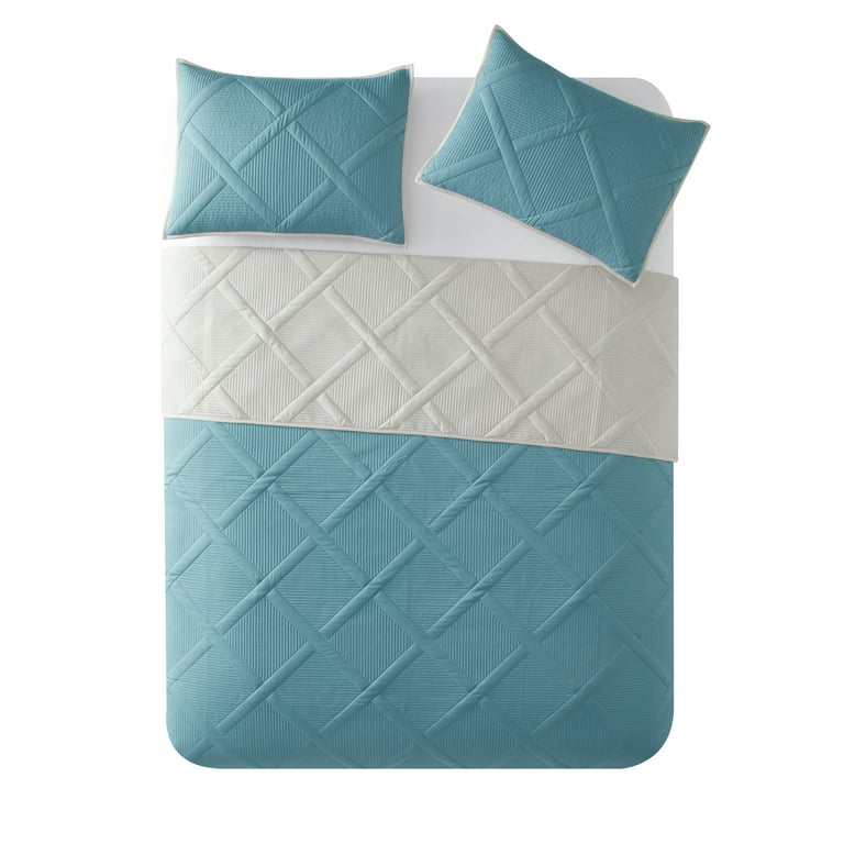 Mainstays Traditional Teal Medallion Reversible Quilt, King