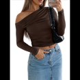 thumbnail image 2 of Blusa Informal de Larga con Cuello y Hombros Descubiertos para Mujer, Ajustada, para Salir, Estilo Y2K Color Café M, 2 of 7