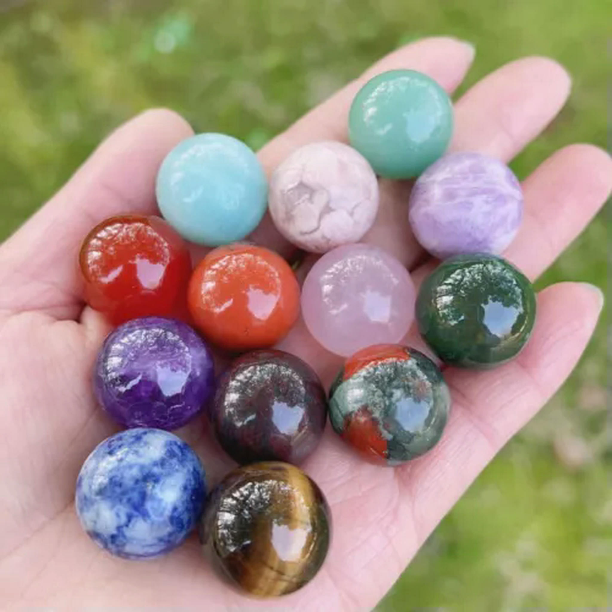 EOEMY Wholesale Mixed Natural Quartz Crystal Sphere Reiki Healing Energy Beads-10mm-50Pcs