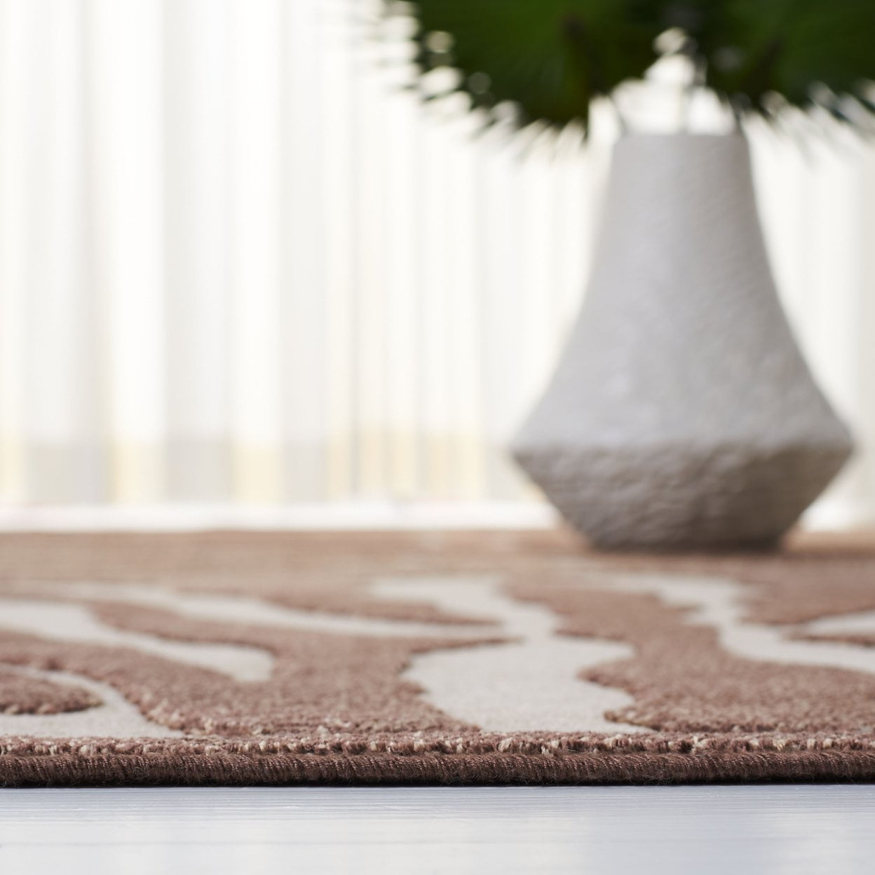 SAFAVIEH Paradise Kady Animal Striped Area Rug, Cream/Brown, 5'3" x 7'6"