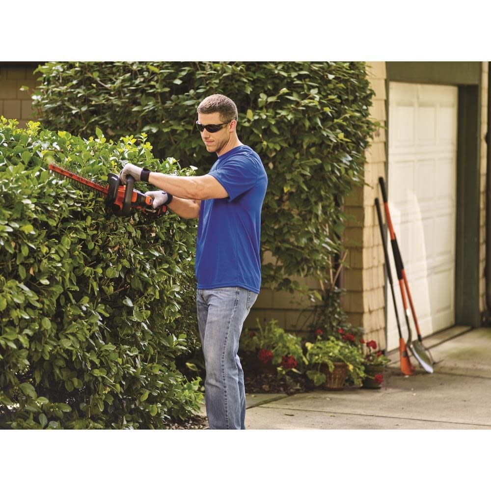 20V MAX POWERCUT Lithium-Ion 22 in. Cordless Hedge Trimmer Kit (1.5 Ah)