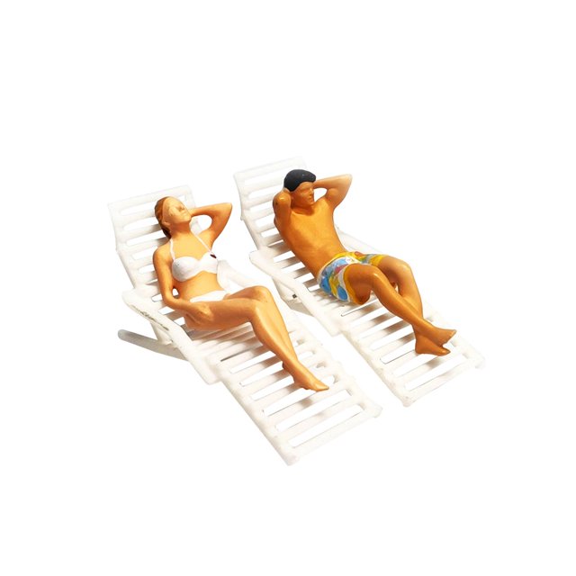 Chaise de Plage en Résine Longue Inclinable Modèle Scène Miniature Scène de Vie Créative 1:87 Blanc
