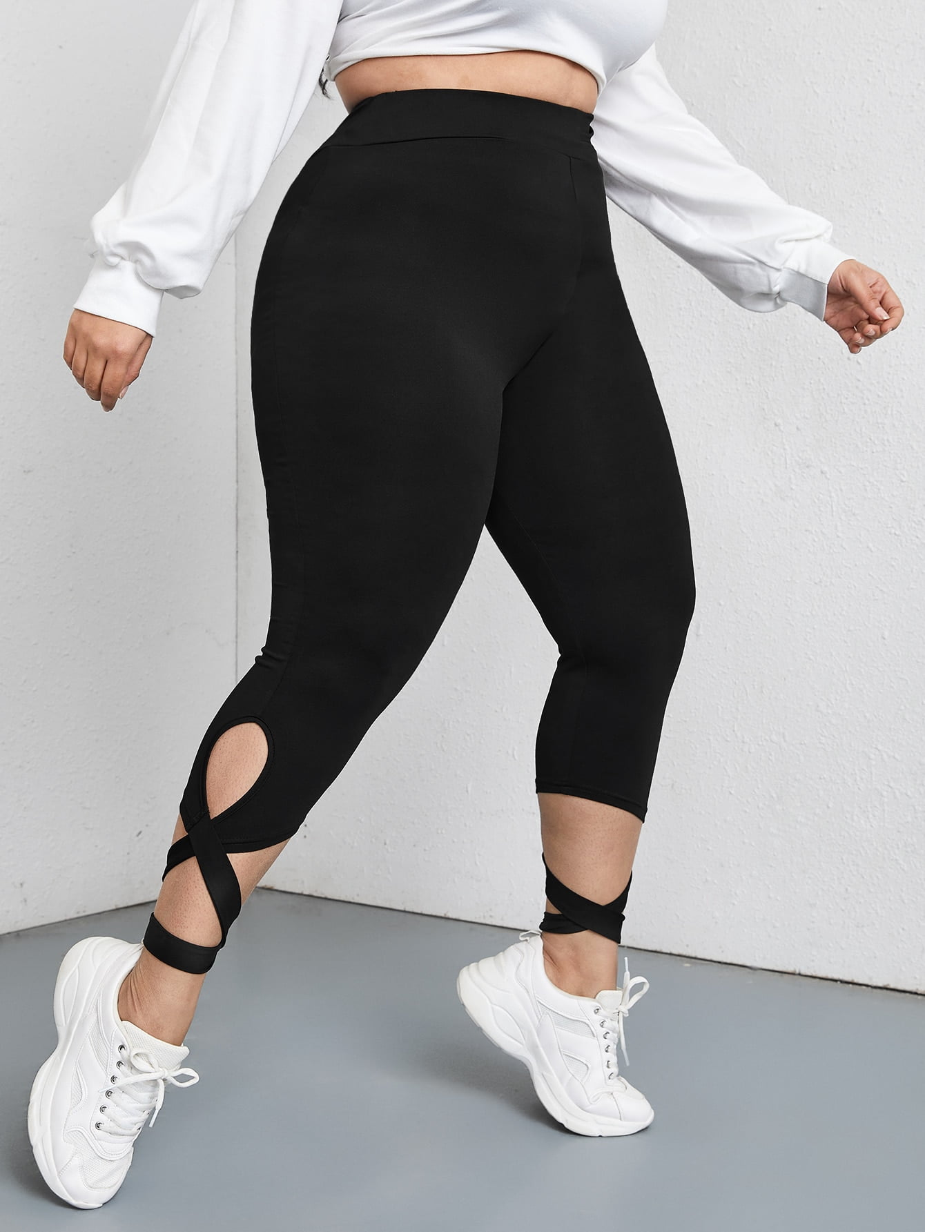 Criss Cross Cut Out Leggings 