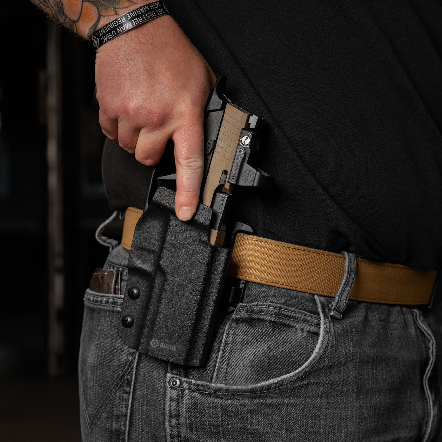 Sig P320 Holster IWB Kydex For Sig Sauer P320 / P320 Carry / P320 Compact Medium Pistol Case - Inside Waistband Carry Concealed Holster Sig Sauer P320 Gun Accessories (Black, Left