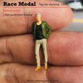 thumbnail image 5 of Figuras de Resina Zulema Muñecas Personaje Miniatura 1:64 Diseño de calle Diorama Verde, 5 of 5