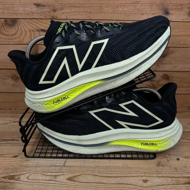 New Balance Trainers Mens UK 11 FuelCell SuperComp Black Carbon Plate Run Shoes