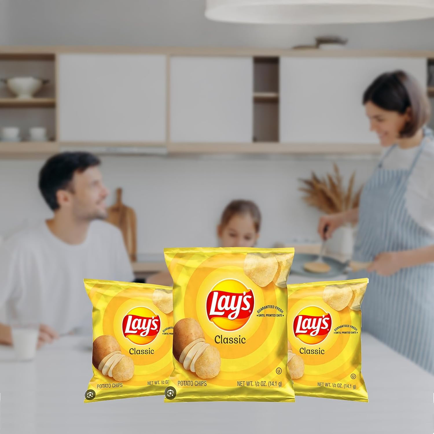 Lay's Classic Potato Chips, 0.5 oz Bags, Pack of 20 Bundled by Shoppyway