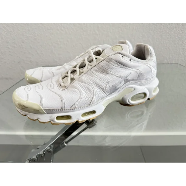 Ni - ke Ni - ke Air Max Plus TN Triple White AJ2029-100 Sneakers Mens Size 9.5